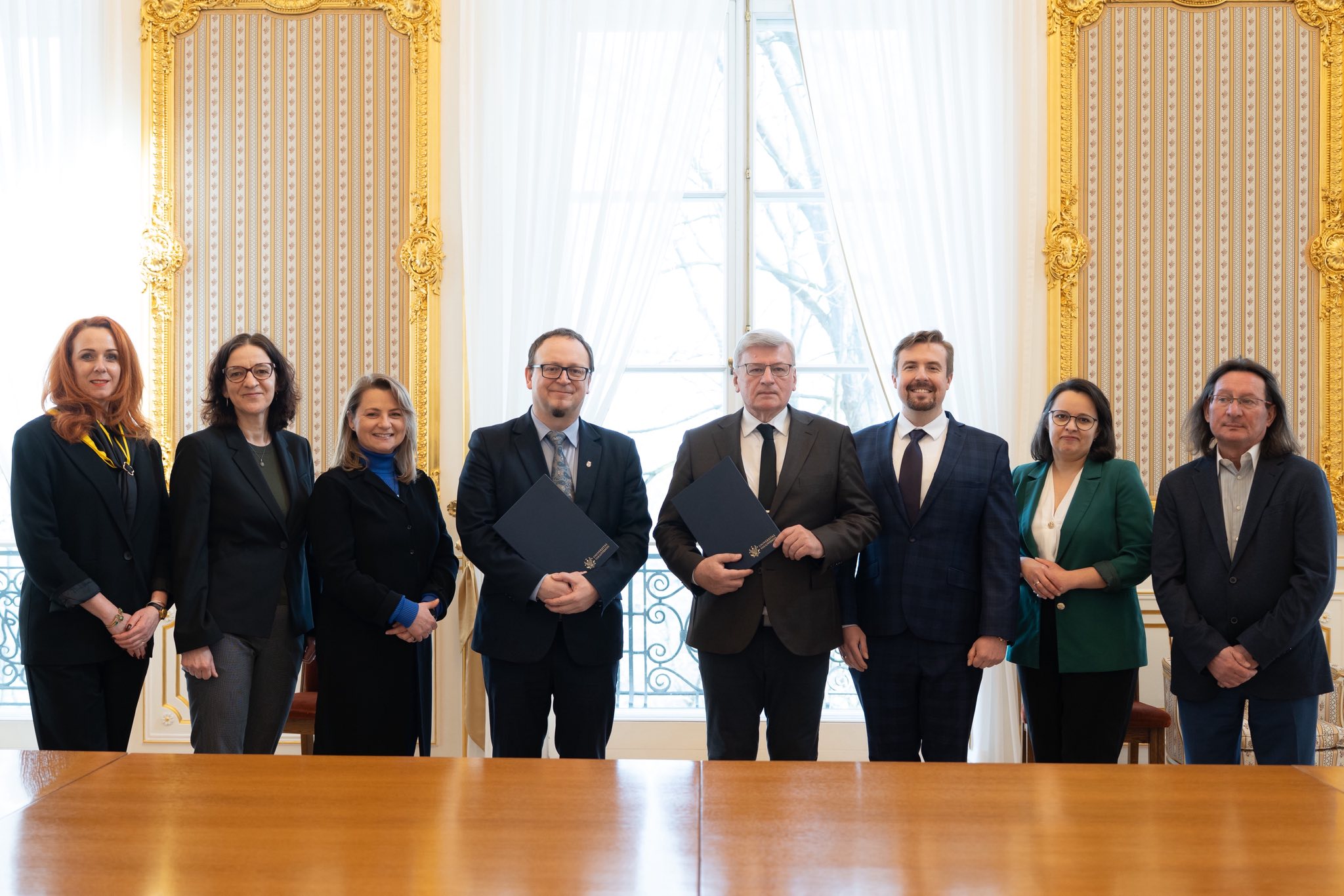 Podpisanie współpracy pomiędzy UW a UJ